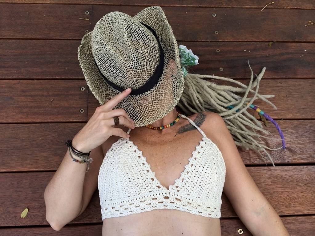 Les tétons percés une nouvelle tendance chez les femmes?